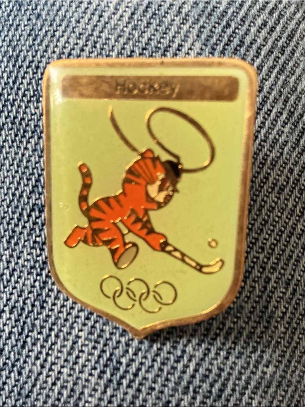 Seoul 1988 Hodori Tiger Mascot Field Hockey Olympic Pin
